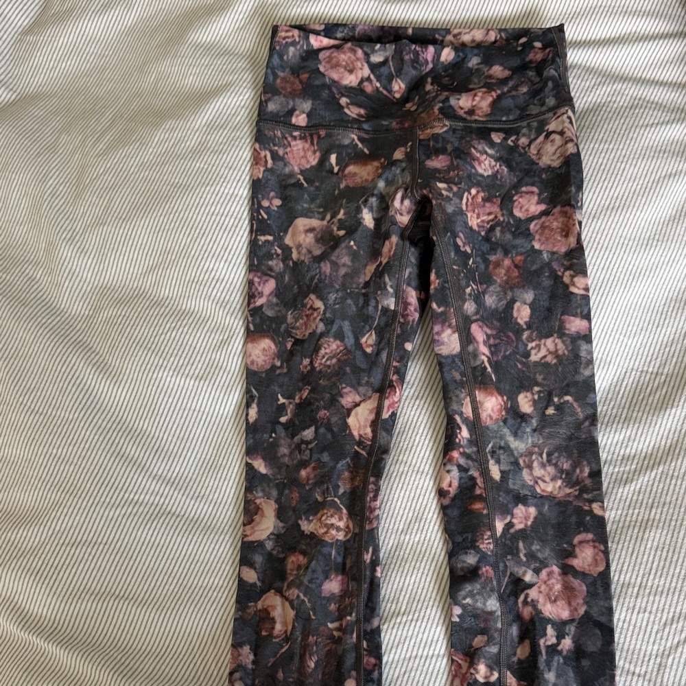 lululemon athletica Floral Print Leggings in Black and Pink